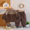 Conjunto de Forro Polar para Bebé Niño 2026 Nuevo Modelo Invierno Niños Pequeños Grueso Cálido Algodón Abrigo Conjunto de Dos Piezas Moderno Venta al por Mayor