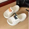 Sandalias de mujer de moda estilo coreano, nuevo modelo primavera 2025 para uso exterior, a la moda, cómodas, que aumentan la altura, chanclas de playa con suela gruesa