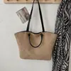2026 Nova Bolsa Tote Grande Capacidade Estilo Coreano Moda Retrô Artística com Toque de Luxo, Bolsa de Ombro Único Transversal