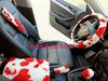 Nuevo Estilo Estampado de Vaca Anillo Interior Freno de Mano Cinturón de Seguridad de Alta Elasticidad Volante de Felpa para Coche Juego de Tres Piezas Protector de Hombro