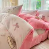 Juego de Cuatro Piezas de Leche Gruesa de Invierno Funda de Edredón de Felpa Doble Cara Sábana Bajera de Coral Fleece Sábana Plana Juego de Tres Piezas para Dormitorio de Estudiante
