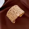 Pulsera Geométrica de Brazos Abiertos Transfronteriza Europea y Americana, Moderna y Personalizada, Pulsera Exagerada, Joyería de Mano de Lujo Ligero y de Alta Gama para Mujer