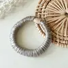 Falda plisada de satén, Goma para el pelo de anillo de intestino delgado, Goma para el pelo suave y muy elástica, Banda de goma, Diadema, Accesorios para el cabello elegantes y versátiles