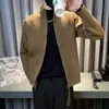 Chaqueta de cárdigan de punto con cuello alto para hombre, primavera, otoño, invierno 2025 estilo nuevo, prenda exterior casual de corte holgado, suéter moderno