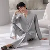 Pijama masculino, nova coleção outono/inverno 2026, de manga longa, tecido de seda gelada, tamanho grande, conjunto confortável para ficar em casa, adequado para usar fora