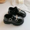 Zapatos de piel para niñas de 3 a 6 años, zapatos Mary Jane, zapatos de princesa estilo escolar, nuevos zapatos de rendimiento con diamantes de imitación para otoño, zapatos de vestir sencillos para niños