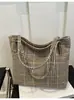 Bolsa de Lã Estilo Novo 2026 para Mulheres, Bolsa Tote Casual de Ombro e Transversal de Grande Capacidade para Compras, Moda para Trabalho e Dia a Dia