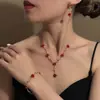 Agulha de Prata Mori Super Fada Cavaleiro Negro Rosa Brincos Pulseira Colar Feminino Retrô Luxo Leve High-end Elegante conjunto Mulheres
