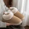 Pantuflas de Algodón de Color Sólido con Suela Gruesa para Mujer 2026 Nuevo Invierno Interior Engrosadas Impermeables con Felpa Calientes Aumentan Altura Zapatos de Algodón para Mujer