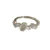 Anillo popular en Xiaohongshu para mujeres, diseño de nicho "luz de luna blanca", versátil para superponer, anillo abierto, anillo para dedo índice estilo ins