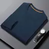 Camiseta masculina de manga comprida com trama waffle, nova blusa de moletom casual versátil de cor sólida com gola redonda para primavera/outono, camiseta básica simples para homens