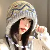 Gorro de Lana Tejido Estilo Fair Isle Retro para Mujer en Otoño e Invierno, Gorro Cálido y Versátil con Protección para las Orejas, Gorro Pequeño Suelto que Muestra la Cara