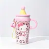 Copo térmico de alta qualidade e estiloso com estampa de leopardo e gatinho KT, design de desenho animado, portátil com alça, resistente ao gelo, com canudo, copo de água para mesa, atacado