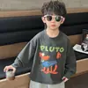 1715 Camiseta de Manga Longa Infantil Estilo Novo de Primavera Bonita Desenho Animado Roupa de Baixo Infantil Primavera Bebê Primavera e Outono Top Tendência