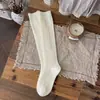 Nuevos Calcetines Altos para Mujer Otoño Invierno Calentitos Espesos de Lana Estilo Coreano Juvenil Raya Vertical Forma de V Blancos Largos