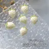 Accesorios de Arte para Uñas de Fresa Crema Dibujos Animados Nuevo Estéreo Rosa Claro Pequeña Fresa Fruta Artificial Diamante para Uñas Desgastable