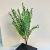 Manos de plantas verdes artificiales para proyectos de decoración suave de habitaciones modelo de casa de huéspedes y hotel, decoración de pared de fondo, césped artificial al por mayor