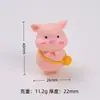 Muñeca de cerdito linda caricatura creativa hecho a mano DIY piezas de accesorios pegamento de crema resina materiales de accesorios pequeños venta al por mayor