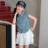 Conjunto de dos piezas para niñas 2026 Verano Estilo Coreano Chaleco de Mezclilla Delgado Falda con Capas y Adorno de Encaje para Niños Mayores