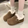 Zapatos Birkenstock peludos para mujer 2026 nuevo estilo botas de nieve de invierno zapatos de algodón con forro de felpa cálidos que aumentan la altura sin cordones zapatos para conducir para mujer