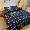 Conjunto de Roupa de Cama Lavável à Máquina de Quatro Peças Presente Atacado Capa de Colcha de Algodão com Aloe Vera Conjunto de Três ou Quatro Peças para Cama de Solteiro em Dormitório Estudantil