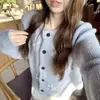 Nuevo Estilo Otoño e Invierno 2025 Suéter de Punto Coreano Suave y Dulce que Reduce la Edad con Diseños Hechos a Mano con Ganchillo, Elegante y de Alta Calidad Abrigo Suéter para Mujer