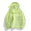 Ropa Casual con Protección Solar para Hombres y Mujeres, Chaqueta Holgada con Capucha, Estilo Pareja, Moderna y Versátil, Ropa de Marca de Moda con Protección Solar, Transpirable con Sensación de Hielo