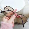 Lentes para miopía fotosensibles que cambian de color para mujer, lentes ópticos planos anti-luz azul, se pueden equipar con potencia, montura redonda, ligeros y para cara pequeña