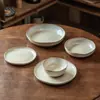 Conjunto de Pratos e Tigelas de Cerâmica de Alta Qualidade, Louças para Atacado, Louças Domésticas, Pratos de Formato Irregular, Pratos de Apresentação Ocidentais de Alto Padrão