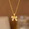 Collar de Diamante Único de Seis Garras Starlight para Mujer, Moderno y Sencillo, Diseño de Nicho con un Toque de Lujo, Colgante de Cadena para Clavícula
