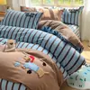Conjunto de Quatro Peças de Algodão Escovado Espesso com Listras e Xadrez Desenho Animado Algodão Puro Lindo Jogo de Cama Lençóis Cobertor Conjunto de Três Peças