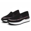 Sapatos sociais mocassins outono e inverno Novos sapatos de camada única com sola grossa sapatos plataforma couro macio sola macia sapatos femininos slip-on tamanho grande