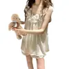Estilo Francés Deseo Puro Blanco Perla Sensación de Lujo Acolchado Blanco Floral Conjunto de Pijama/Bata