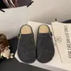 Zapatillas de Media Caña Birkenstock de Lana Gruesa con Punta Reforzada Estilo Retro para Mujer Ropa de Exterior Otoño/Invierno 2026 Nuevos Zapatos de Algodón Cálidos con Forro de Piel