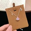 Collar con Colgante Anillo Nebulosa Rosa Corte Hielo, Cadena para Clavícula Estilo Nicho de Lujo Ligero, Collar Versátil Elegante y de Moda