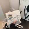 Bolsa de Mão Pequena Texturizada Fashion Retrô para Mulheres 2026 Novo Estilo de Verão Bolsa Quadrada Pequena Simples e Personalizada Bolsa de Ombro Único Transversal