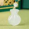 Colgante de Buda Guanyin de Ágata Natural Colgante de Guanyin Ruyi de Calcedonia Blanca Hielo Joyería de Jade Colgante Suministro para Transmisión en Vivo