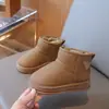 Botas de algodón gruesas de felpa para niños, algodón de nieve, invierno 2026, para bebé niña, cálidas, para niños, se calzan fácilmente, estilo nuevo