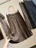 Falda midi de terciopelo plisado estilo vintage francés para mujer, nueva colección otoño/invierno, de cintura alta, estiliza, falda plisada versátil de línea A