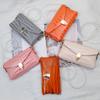 Bolsa Envelope Padrão Crocodilo Transfronteiriça Bolsa de Ombro Transversal em PU Bolsa de Mão de Nicho de Alto Padrão Bolsa Elegante com Pérolas para Mulheres