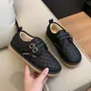 Mocassins Macios e Fofos para Mulheres 2026 Novo Estilo Outono/Inverno Slip-on Botas de Neve Quentes Sapatos de Algodão com Pelo