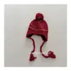 Gorro de punto jacquard para niños para otoño e invierno, con protección para las orejas, gorro de punto cálido a prueba de viento con pompón para niños y niñas, diseño de trenzado lindo, venta al por mayor