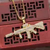 Collar de Hip Hop Europeo y Americano Collar con Forma de Pistola Colgante de Pistola con Cadena Cuadrada de Acero Inoxidable Perla