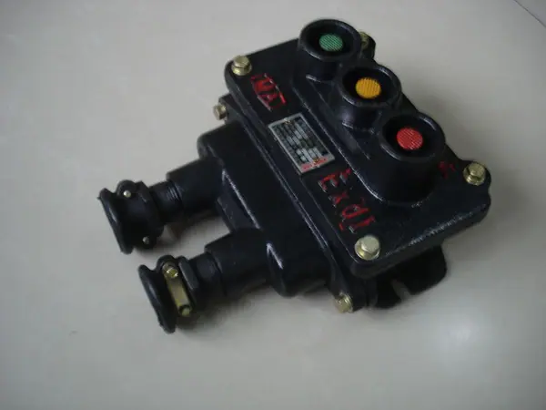 BZA矿用隔爆型控制按钮2.jpg