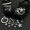Zapatos con Agujeros DIY Charms para Zapatos Estrella Rosa Lazo Nueva Hebilla de Zapato Estrella de Pedrería Accesorios Decoraciones de Moda