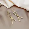 Aretes Dorados Estilo Coreano Estilo Ins para Mujer, Aretes Geométricos de Corazón y Perla, Aretes Versátiles Elegantes para Mujer, Venta al por Mayor de Fabricantes