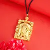 Collar Colgante Dorado Chapado al por Mayor en Stock para Hombres, con un Atrevido Patrón de Nube, Diseño Hueco de Guan Gong y Estilo Étnico, Oro de Imitación que No se Desvanece