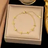 Conjunto de Colar de Aço Titânio para Mulheres Dongguan Transfronteiriço, Conjunto de Colar e Pulseira de Coração de Alta Qualidade, Conjunto de Joias da Moda Leve de Luxo