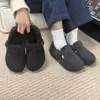Sapatos Birkenstock Quentes para Mulheres com Forro de Pelúcia, Novos Sapatos de Algodão Cinza de Venda Quente Outono e Inverno 2025, Sapatos Peludos Versáteis que Aumentam a Altura