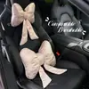 2026 Nuevo Modelo Reposacabezas y Soporte Lumbar para Coche, Nueva Almohada Decorativa Creativa para Coche Estilo Chino con Lazo y Cinta, Cojín para Coche